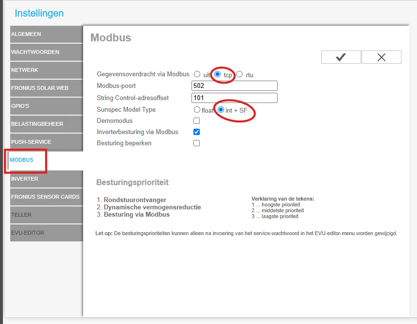 De Modbus-pagina in de instellingen van de Fronius-omvormer, in het Nederlands, met gegevensoverdracht via Modbus op tcp en het Sunspec model type op int plus SF.