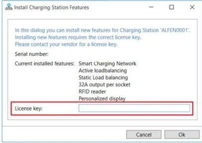 Het venster Install charging station features van Alfen met de geïnstalleerde functies, en het veld voor de licentiesleutel uitgelicht.