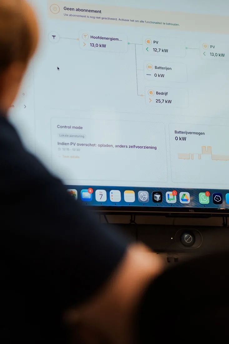 A Voltmasters EMS dashboard being monitored at the office in Gistel